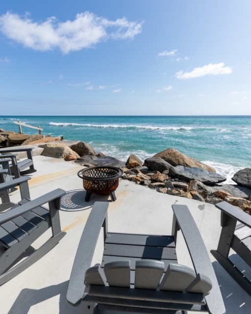 The cure for the January blues? Vitamin Sea. 

They say this is the gloomiest time of year - but clearly, they haven’t been to Oceanside. The sun is shining, the crowds are gone, and the pace is slow. If you need a mood boost, we have the prescription: A long weekend on the coast. Come soak up the sunshine.

Tap the link in bio to find your happy place. 

#WinterSun #SeasonalAffectiveDisorder #SanDiegoWeather #VitaminSea #LuxuryVacation #MentalHealthBreak