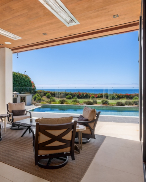 Picture yourself here. 

It’s 5:00 PM on a Friday. You’re lounging on this private oceanfront terrace, the fire is lit, and the only sound you hear is the waves crashing below. No emails. No rush hours. Just you and the Pacific. This isn’t a dream—it’s your next Del Mar getaway.

Turn this view into your reality at the link in bio. 

#DelMar #OceanfrontLiving #PictureYourselfHere #LuxuryRental #SanDiegoSunset #StayWithPSPlatinum