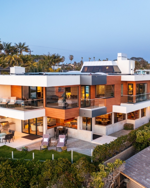 Goodbye February, hello endless summer. ☀️🌊

March is officially knocking, and the San Diego coast is already showing off its summer side. If you’re craving sunshine, salt air, and a little luxury, this is your sign that Spring Break is right around the corner.

Trade the winter layers for a swimsuit and a private deck. Let the countdown to vacation begin! 

Tap the link in our bio to secure your Spring Break or Summer dates.

#SummerVibes #HelloMarch #SpringBreak2026 #SanDiegoCoast #LuxuryVacation #BeachHouse #PSPlatinum