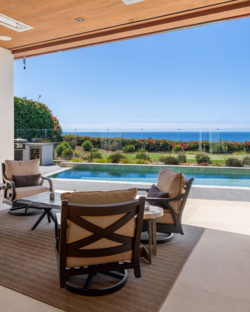 The official Southern California Summer Starter Pack: 

✔️ A private oceanfront deck.
✔️ At least two different swimsuits (because you aren't leaving the water).
✔️ A local coffee in hand by 8 AM.
✔️ Absolutely zero itinerary.

May is halfway over, and the summer energy is officially taking over the coast. Have you secured your spot in the sun yet?

Tap the link in our bio to build your own perfect summer starter pack.

#SummerVibes #SanDiegoSummer #CoastalLiving #BeachLife #CaliforniaDreaming #StayWithPSPlatinum #TravelInspo