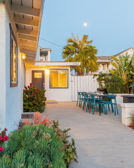 Walking out of the office and straight into summer like... 🌊

Happy Friday! Consider this your friendly, urgent reminder: The San Diego summer rush is officially on. If you haven’t locked in your July or August coastal getaway, our calendar is closing fast.

Don’t miss out on the ultimate summer upgrade. Check our live availability at the link in our bio! 👇 

#HelloWeekend #SummerVibes #SanDiegoRealEstate #TravelGoals #LuxuryVacation BookDirect