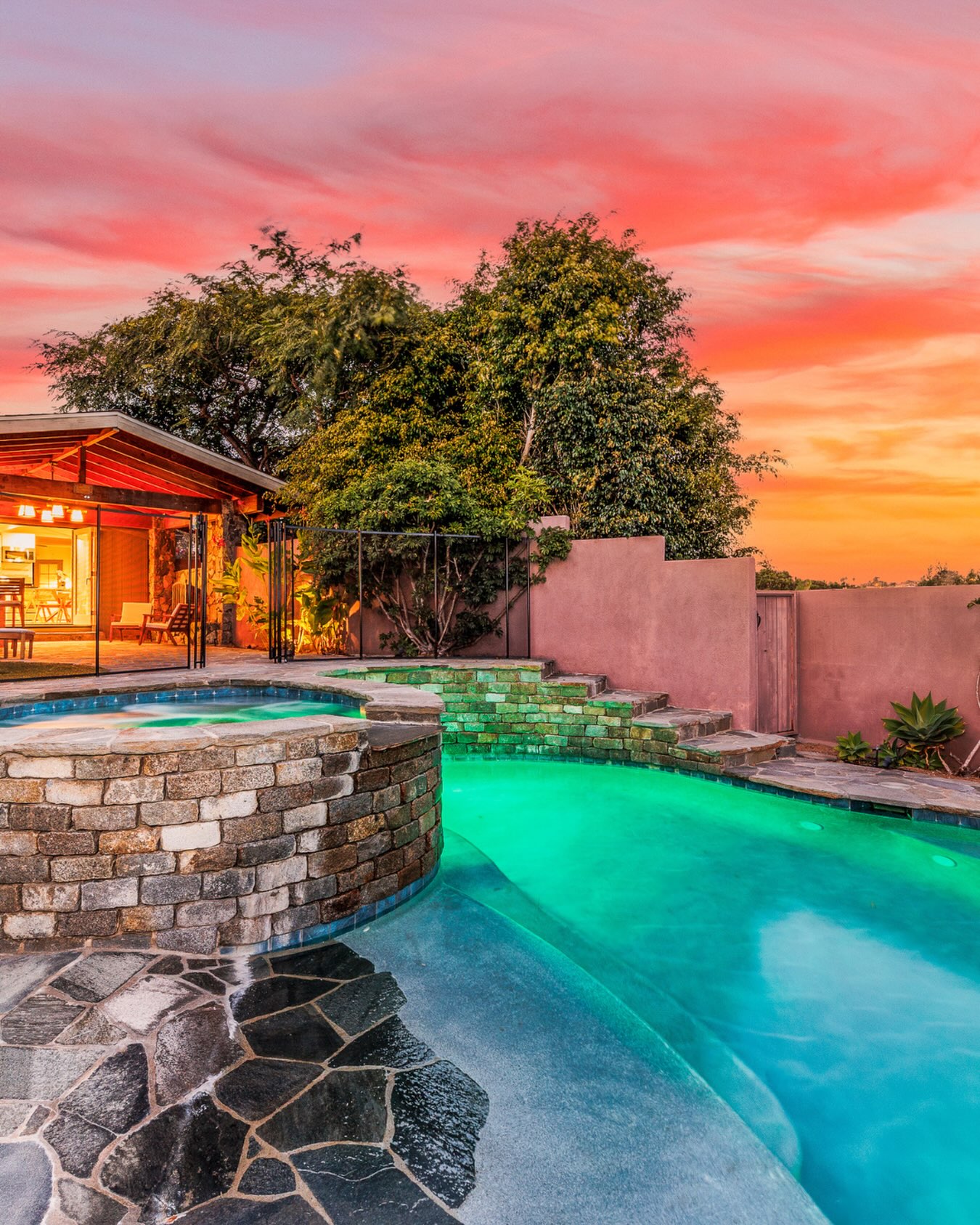 Outdoor living isn’t a bonus in San Diego. It’s the whole point. Private pool, ocean breeze, and nothing on the calendar. This is the reset you’ve been needing. 

Book before summer fills — link in bio.

#DelMarRental #SanDiegoPool #VacationRentalLife #LuxuryVacation #CoastalLiving SanDiegoSummer PrivatePool SanDiegoVacation NorthCountySanDiego BeachLife